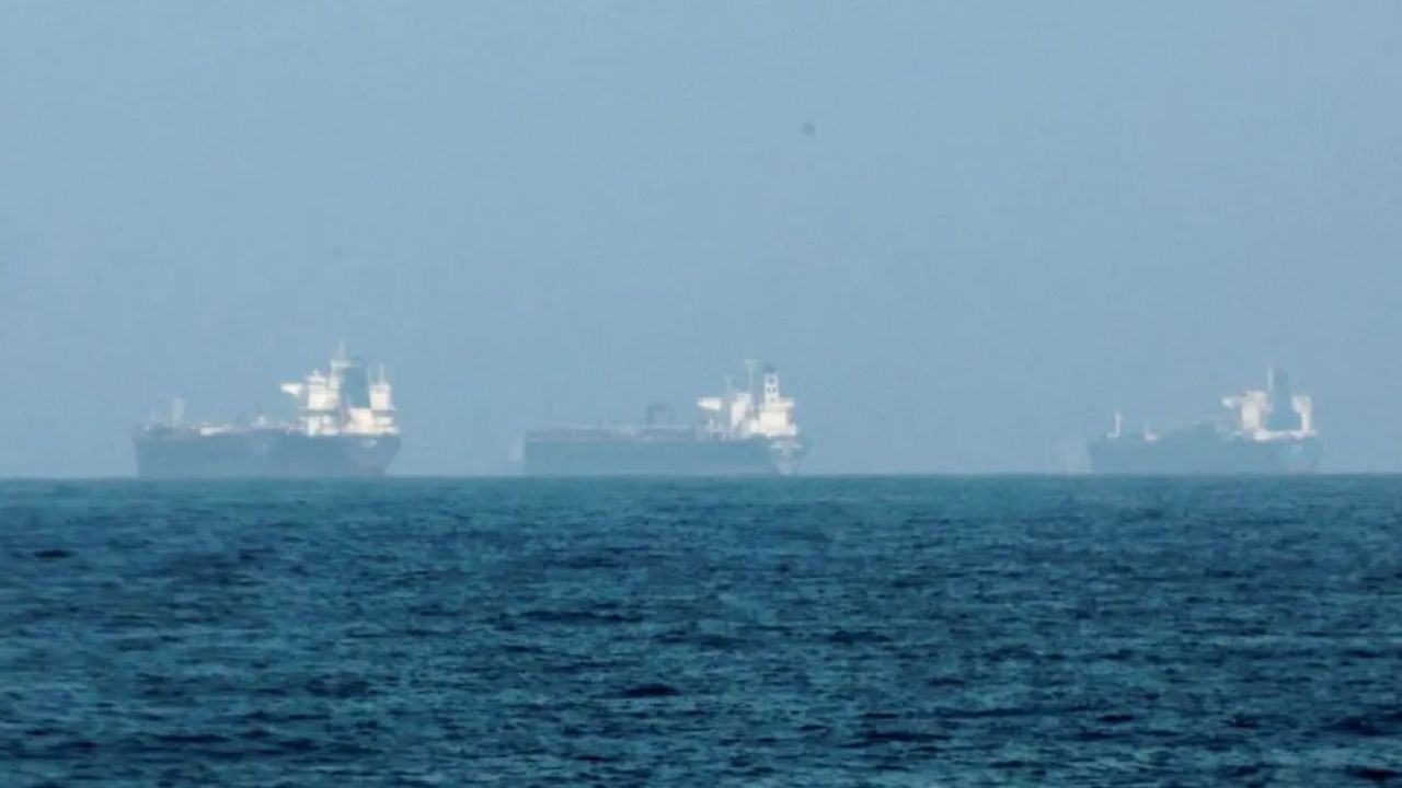 হরমুজে জাহাজ চলাচল নিয়ে নতুন প্রস্তাব