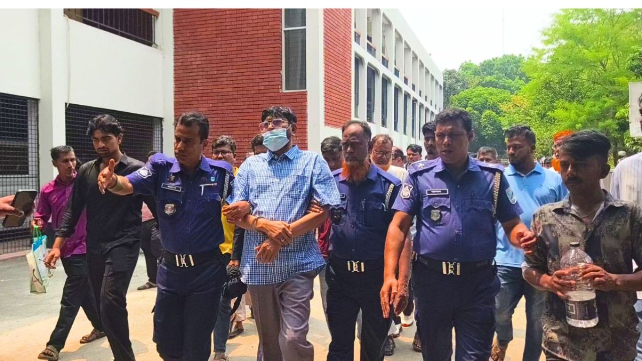 দুর্নীতির মামলায় মানিকগঞ্জ পৌরসভার সাবেক মেয়র কারাগারে