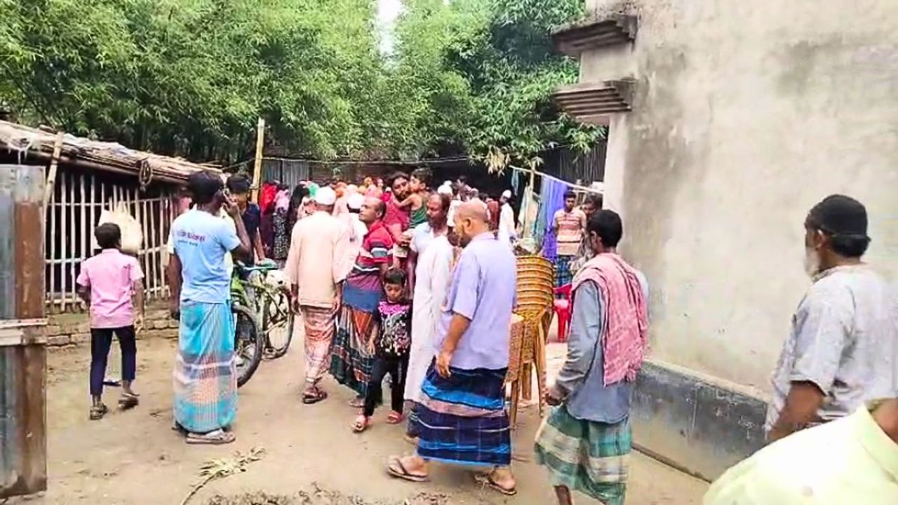 চুয়াডাঙ্গায় পৃথক স্থানে বজ্রপাতে শিক্ষার্থীসহ নিহত ২