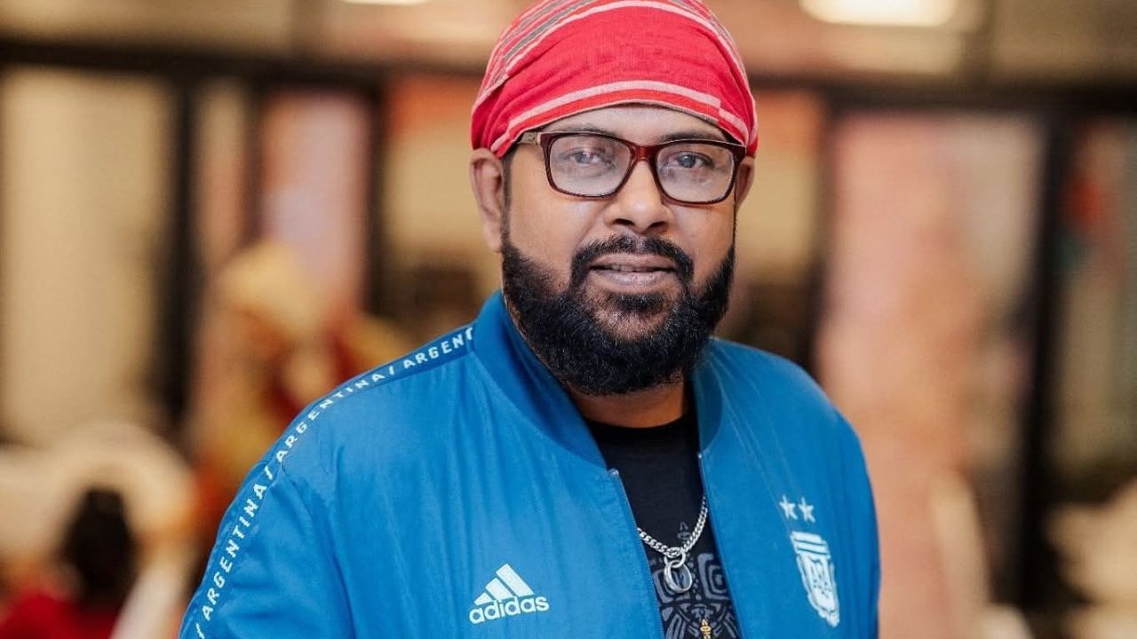 তরুণ মুন্সীর কণ্ঠে লাকী আখন্দের গান