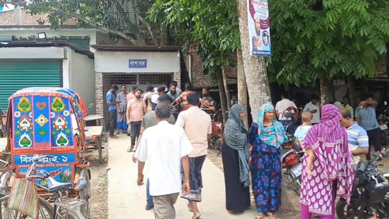 ভবনের পাশেই ৩৩ হাজার ভোল্টের লাইন, রং করতে গিয়ে প্রাণ গেল শ্রমিকের