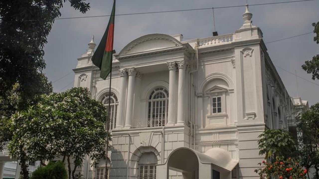 জুলাইয়ে ‘অস্ত্র হাতে হত্যা-নির্যাতন চালিয়েছেন’ শামীম ওসমান