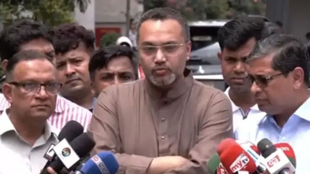 ‘জুলাই থেকে শিক্ষার্থীদের ব্যাগ-ড্রেস দেওয়া শুরু হবে’