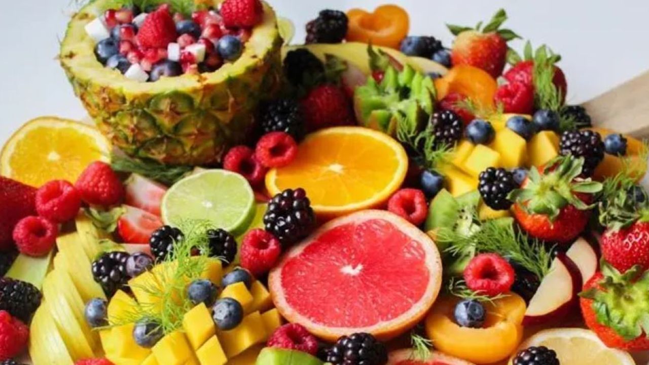 যে ৮ খাবার প্রাকৃতিক কুলিং এজেন্ট 