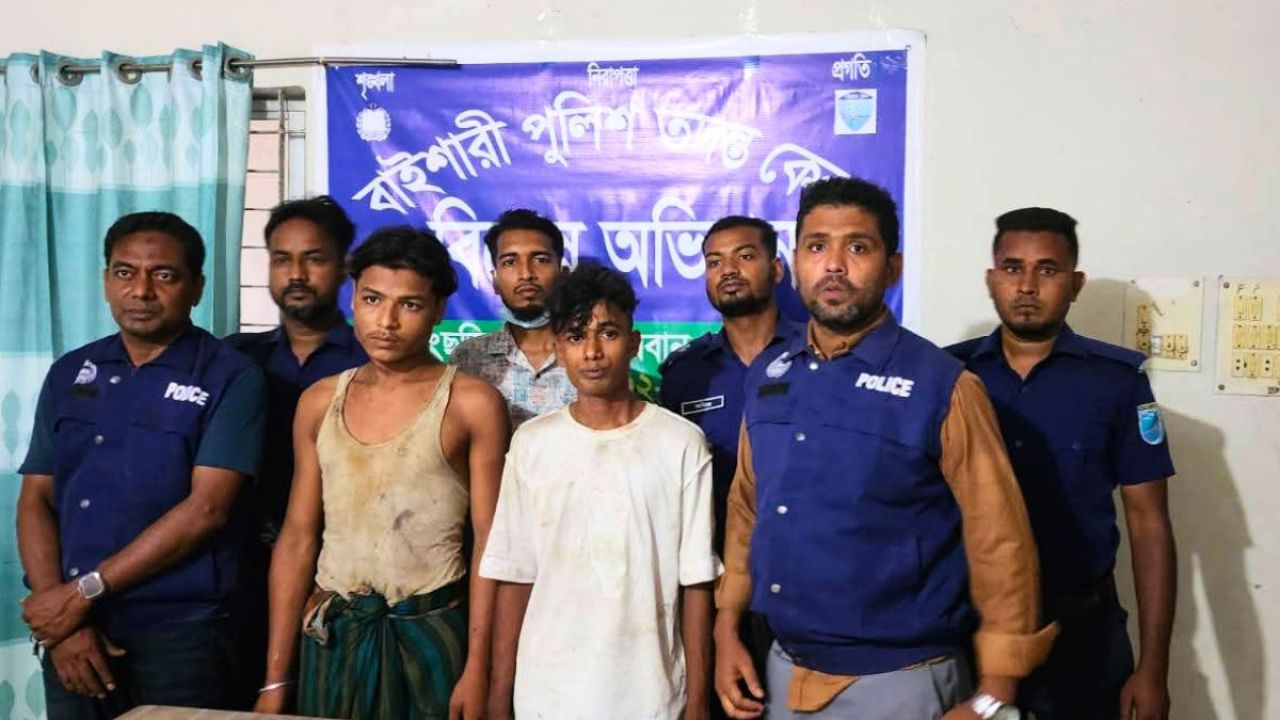 নাইক্ষ্যংছড়িতে অপহৃত তিন শ্রমিক উদ্ধার, মুক্তিপণ ছাড়াই মিলল মুক্তি