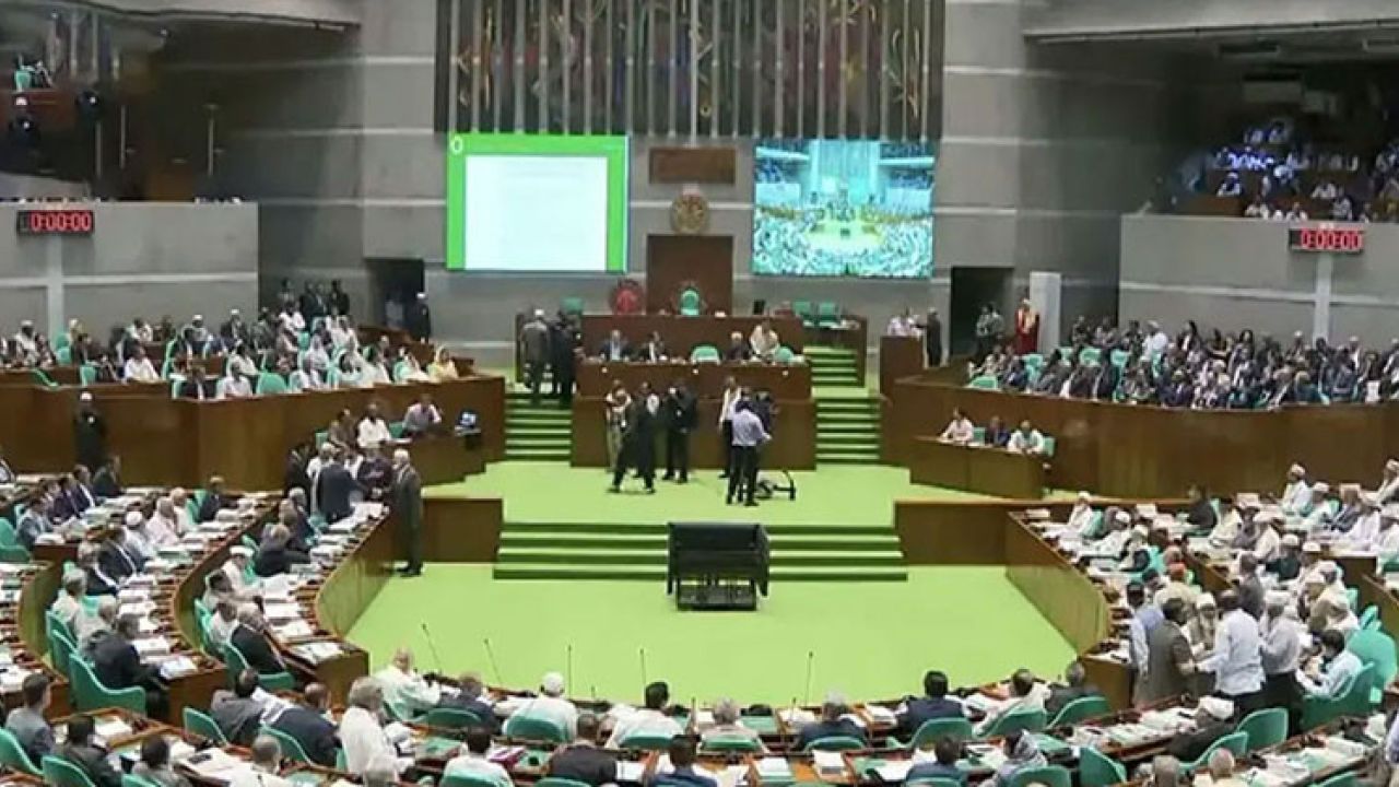 সরকারকে নাজেহাল করতে বিরোধীদল চক্রান্ত করছে