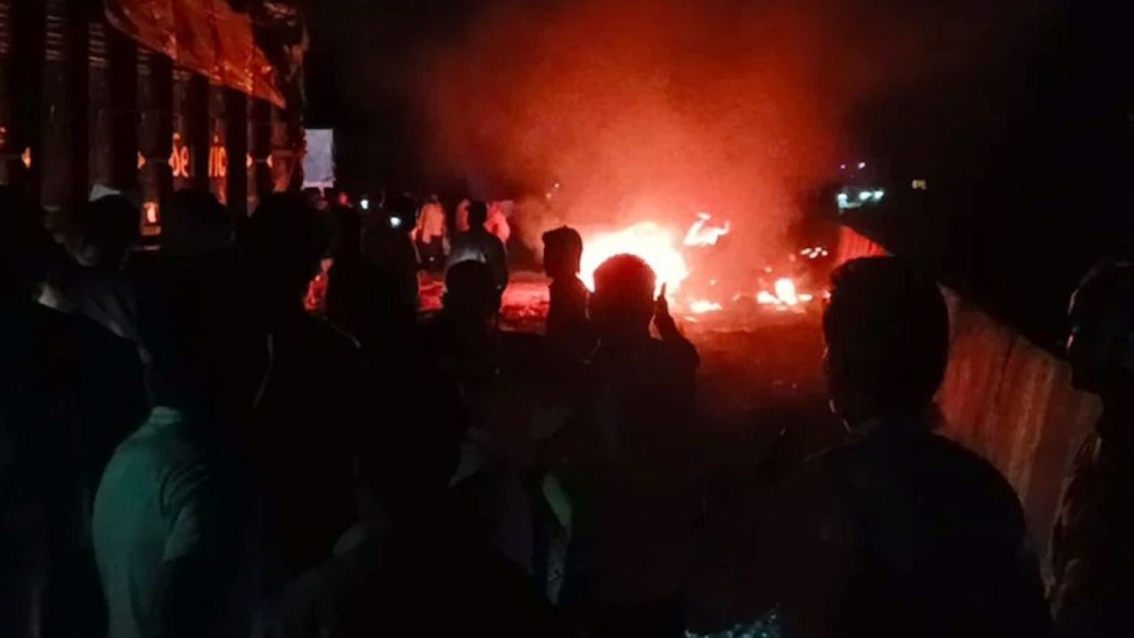 ভারতে একাধিক ট্রাক-গাড়ির সংঘর্ষ, নিহত ১১