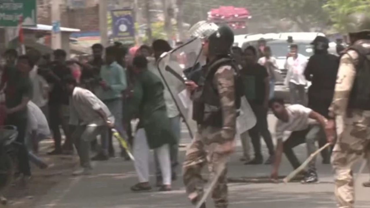 বিধানসভা নির্বাচনে সংঘর্ষে উত্তপ্ত মুর্শিদাবাদ