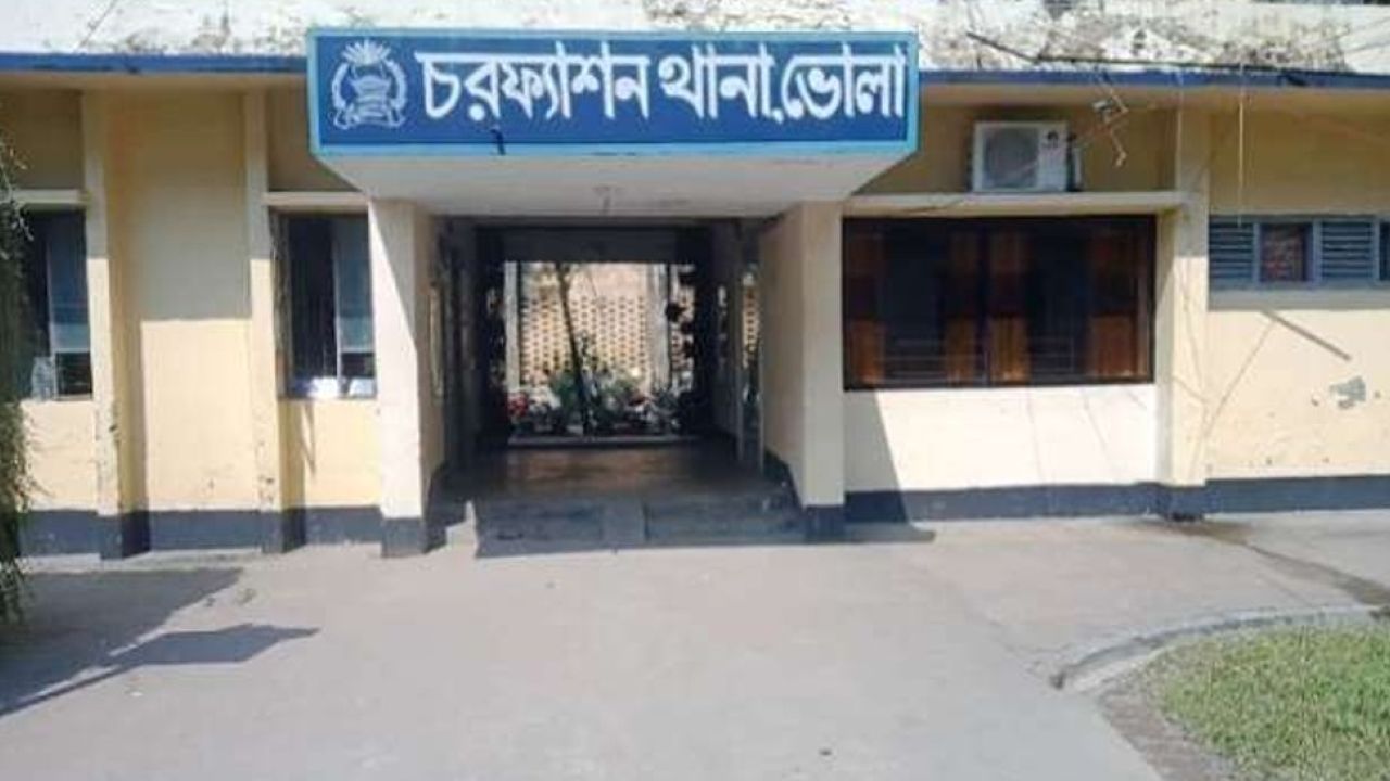 সাংবাদিকদের নিয়ে ‘কুরুচিপূর্ণ’ মন্তব্যে থানায় জিডি