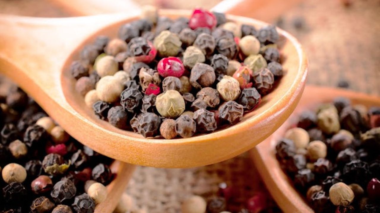 গোলমরিচের কারণেই পরাধীন হয়েছিল ভারত!