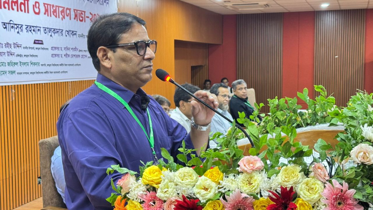 জগন্নাথের দ্বিতীয় ক্যাম্পাসে ভবন নির্মাণের প্রতিশ্রুতি দিলেন এমপি খোকন