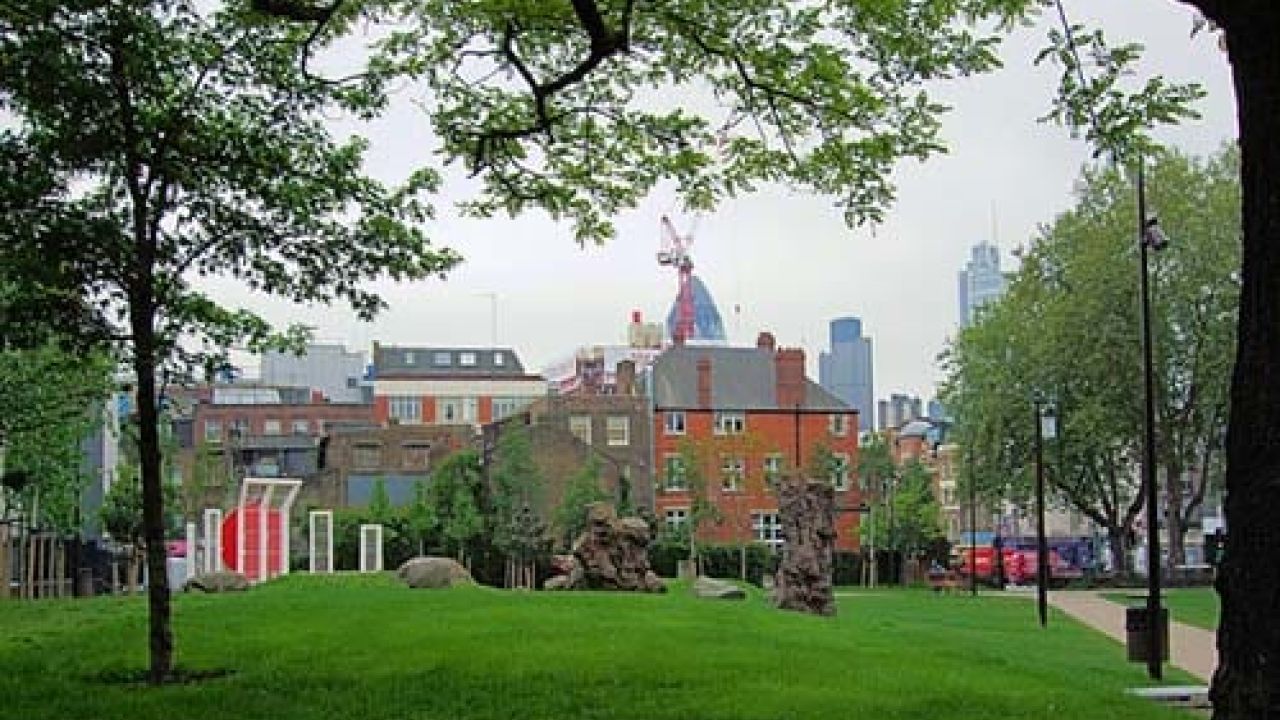 আলতাব আলী পার্ক: লন্ডনের বুকে রক্তমাখা স্মৃতির নীরব কবিতা