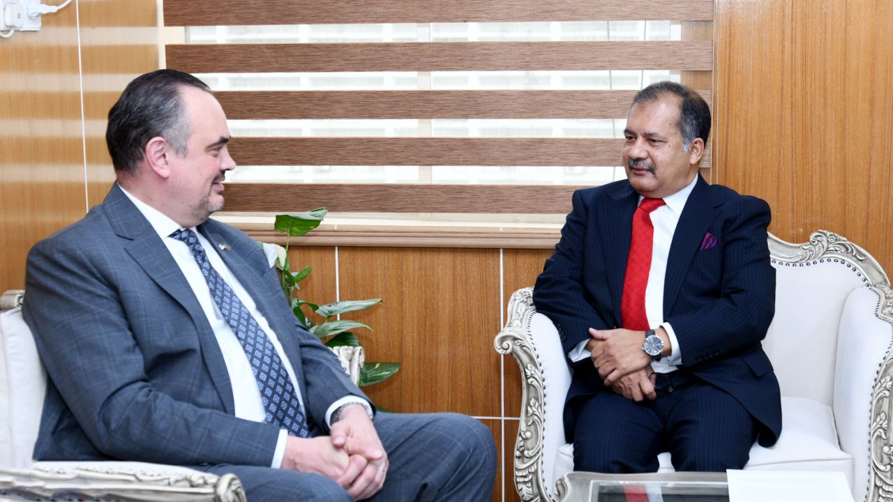 ফ্লোরিডায় বাংলাদেশি হত্যা: সুষ্ঠু বিচারের প্রত্যাশা তথ্যমন্ত্রীর