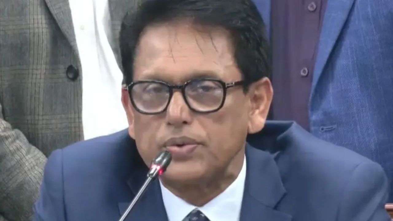 উচ্চশিক্ষার মান বাড়াতে তুরস্ক ও মালয়েশিয়ার অভিজ্ঞতা কাজে লাগাতে চান শিক্ষামন্ত্রী