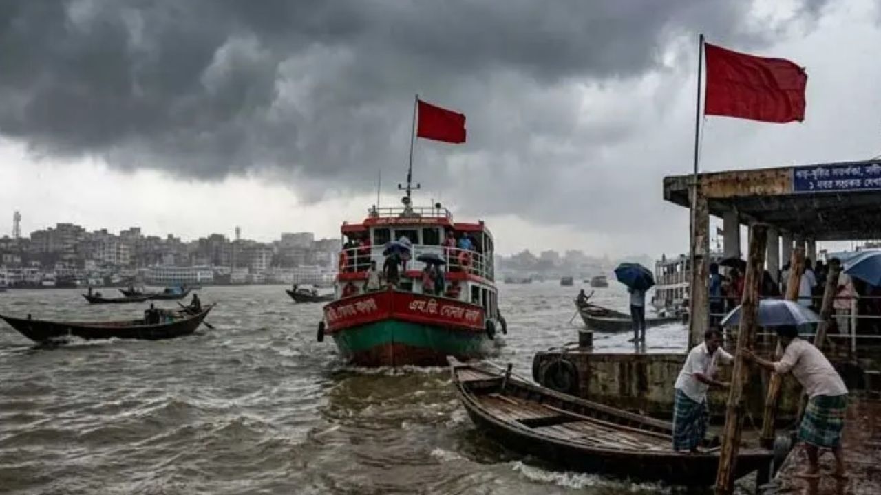 বিভিন্ন অঞ্চলে বজ্রবৃষ্টির আশঙ্কা: নদীবন্দরে ১ নম্বর সংকেত