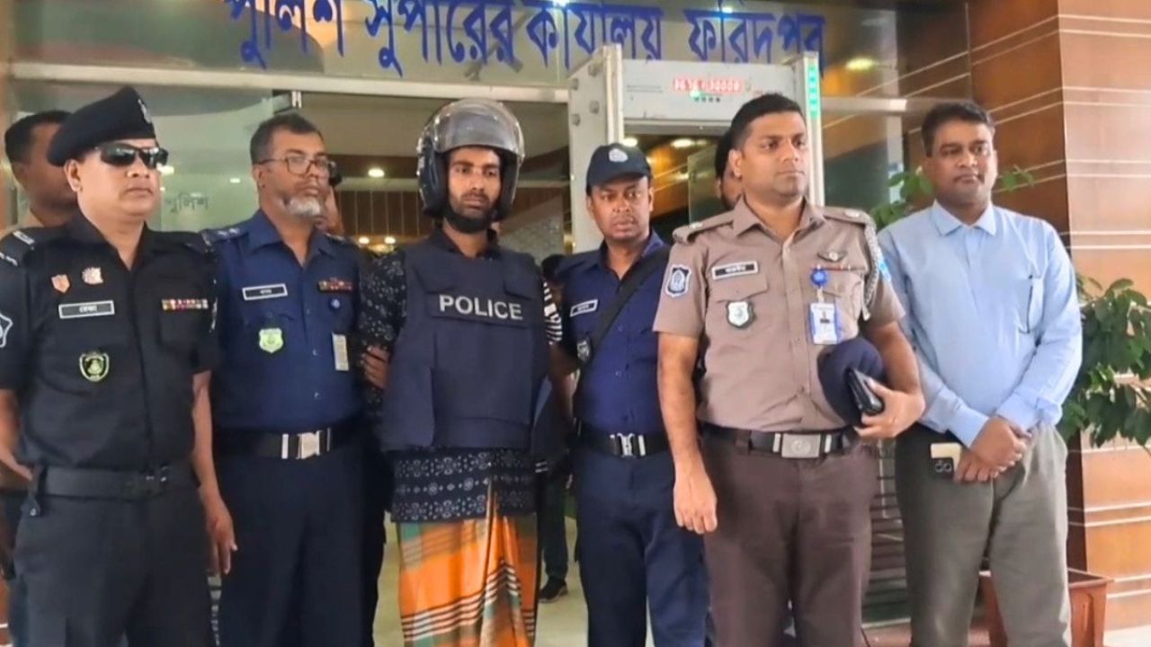 ফরিদপুরে ৩ খুনের প্রধান আসামি গ্রেপ্তার