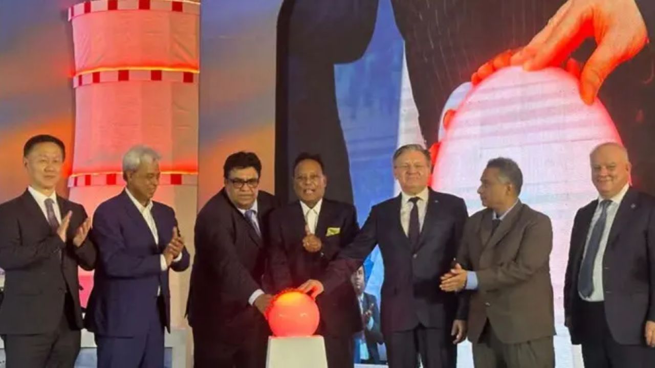 রূপপুরে জ্বালানি লোডিং শুরু