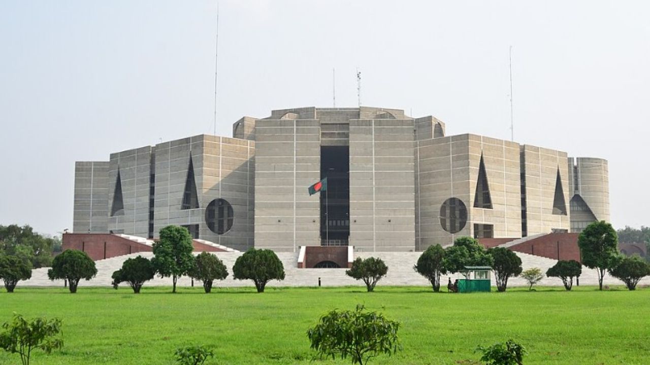 বিনা প্রতিদ্বন্দ্বিতায় নির্বাচিত ৪৯, বৃহস্পতিবার গেজেট