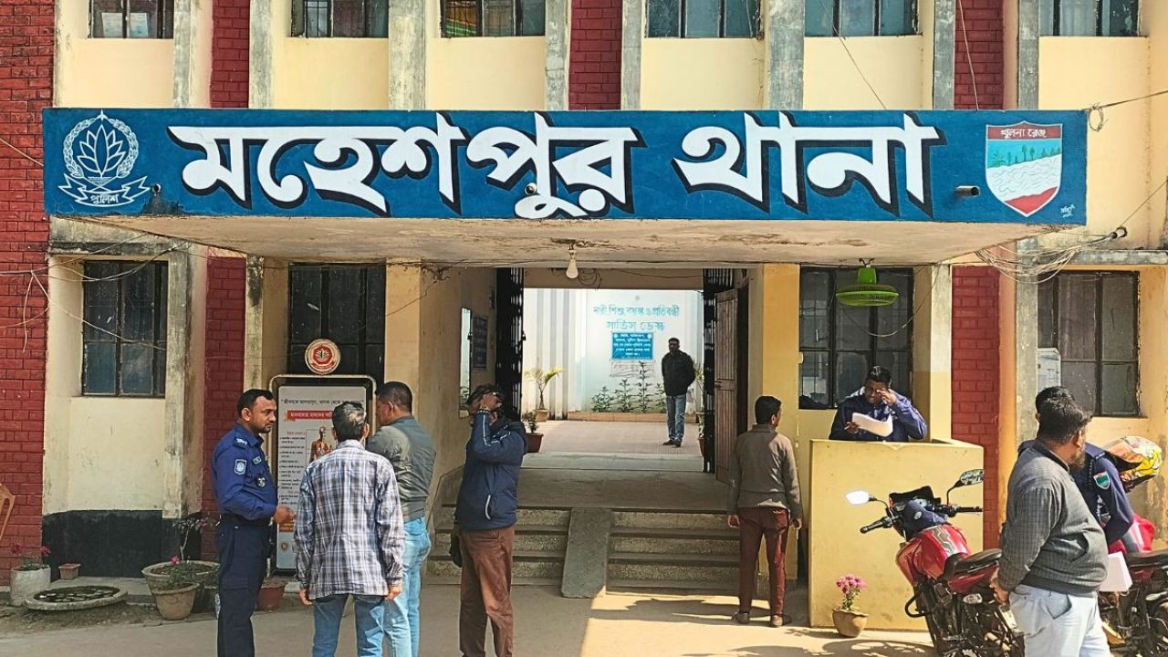 মহেশপুর সীমান্তে রোহিঙ্গা যুবক আটক