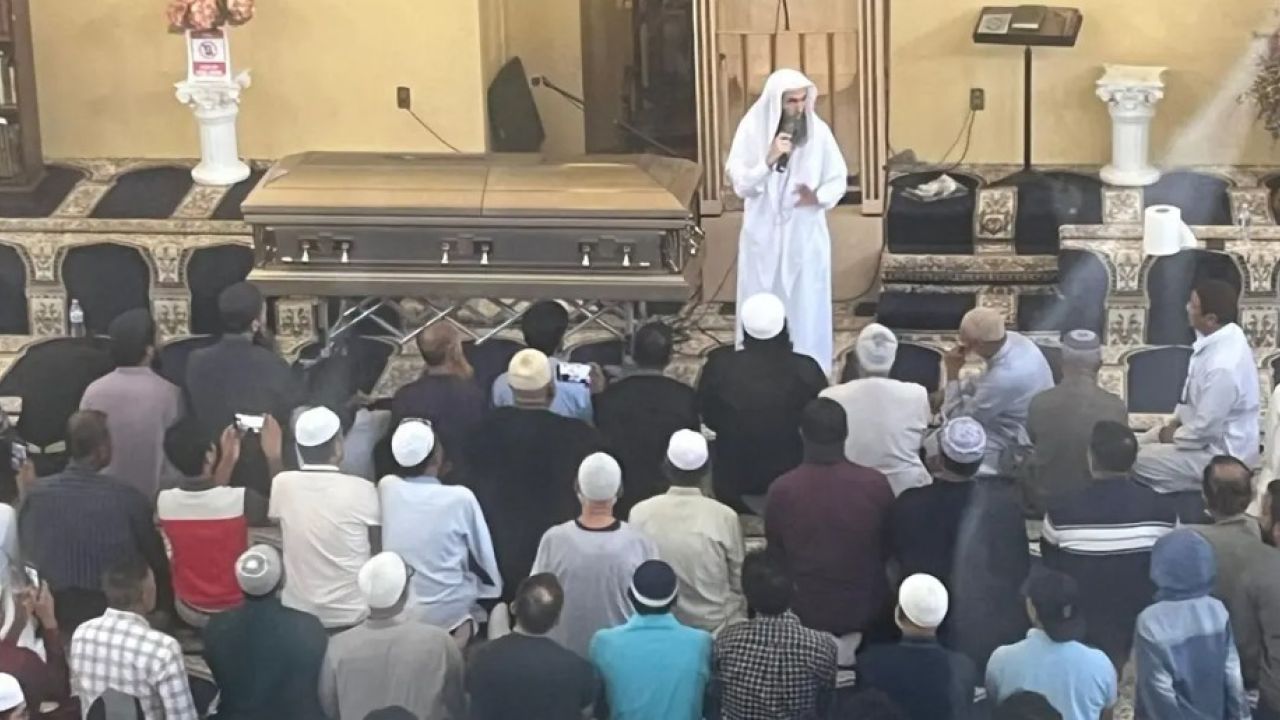ফ্লোরিডায় বাংলাদেশি শিক্ষার্থী লিমনের প্রথম জানাজা অনুষ্ঠিত