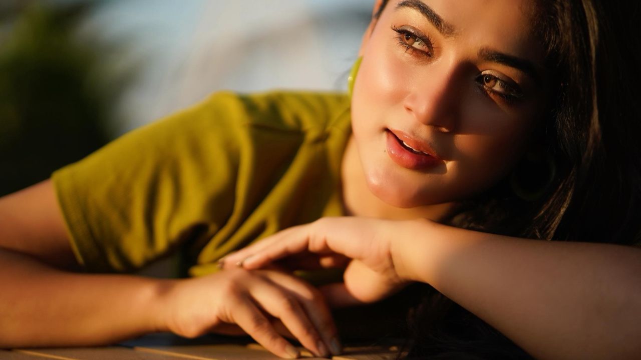 নাটকে মুগ্ধতা ছড়াচ্ছে জীম