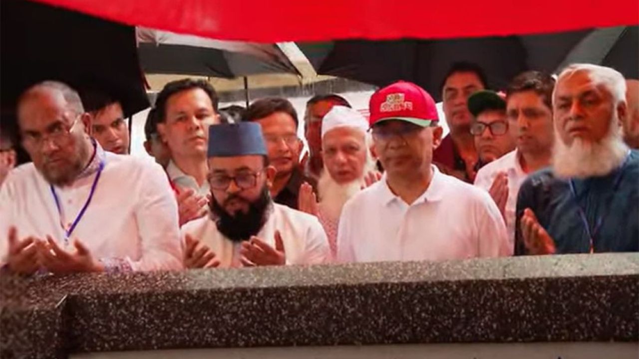 হযরত শাহজালাল মাজার জিয়ারত করলেন তারেক রহমান