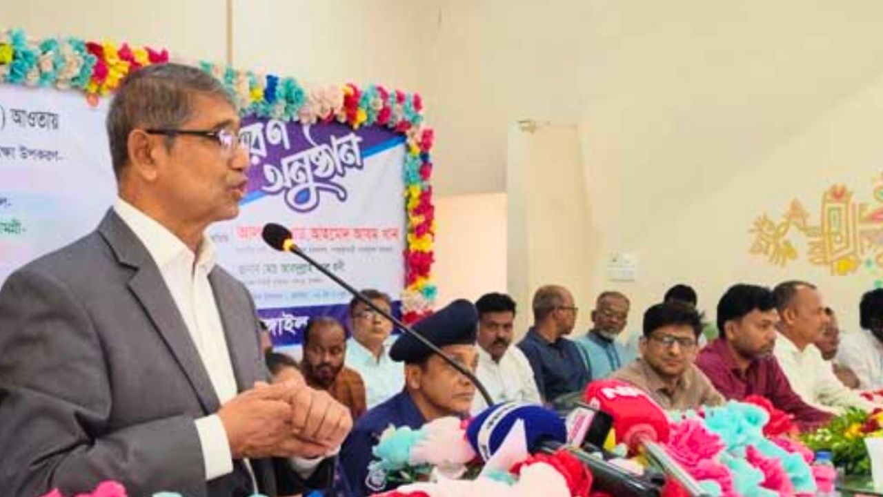 দেশটাকে ‘তলাবিহীন ঝুড়িতে’ পরিণত করে পালিয়েছে আওয়ামী লীগ