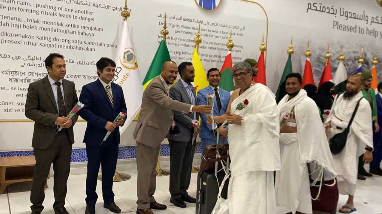 ১০৬ ফ্লাইটে সৌদিতে পৌঁছালেন ৪২ হাজার বাংলাদেশি হজযাত্রী
