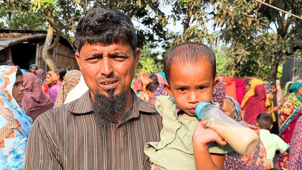 মা-বাবাহীন নিস্পাপ শৈশবযাত্রা, কার আশ্রয়ে বড় হবে মুসলিমা