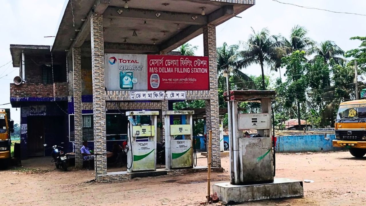 জ্বালানি তেলের পাম্পগুলো এখন ফাঁকা, নেই ক্রেতাদের ভিড়