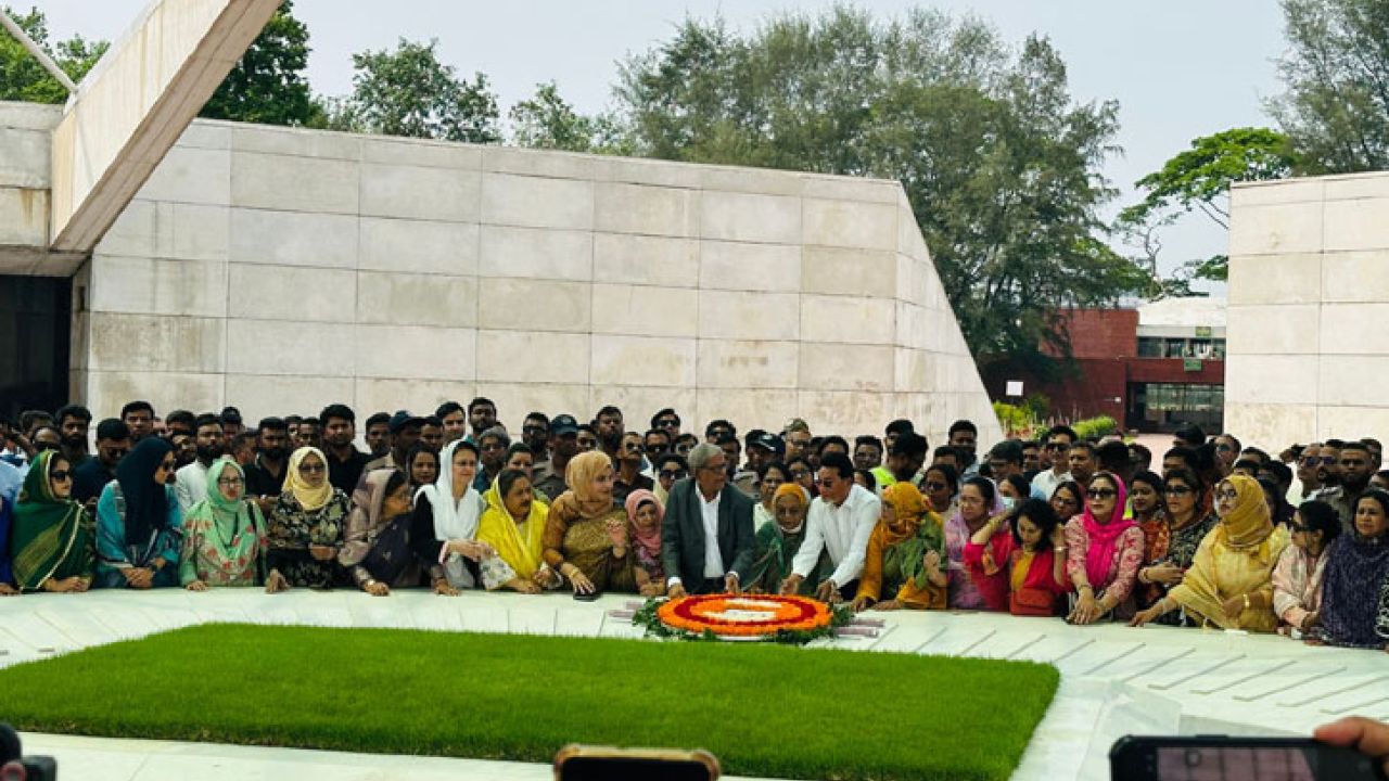 নারী এমপিরা সংসদকে প্রাণবন্ত করতে কাজ করবে