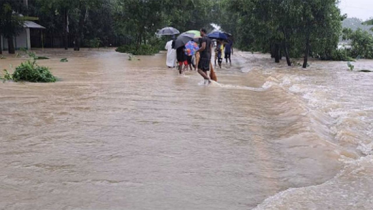 নয় নদীর পানি বিপৎসীমার উপরে: উত্তর-পূর্বাঞ্চলে বন্যা পরিস্থিতির অবনতি