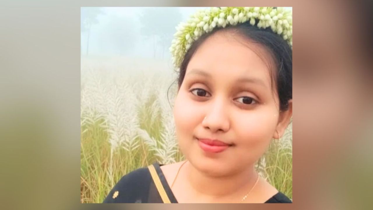 পলাশে স্বামীর পরকীয়ার জেরে গৃহবধূর ‘আত্মহত্যা’