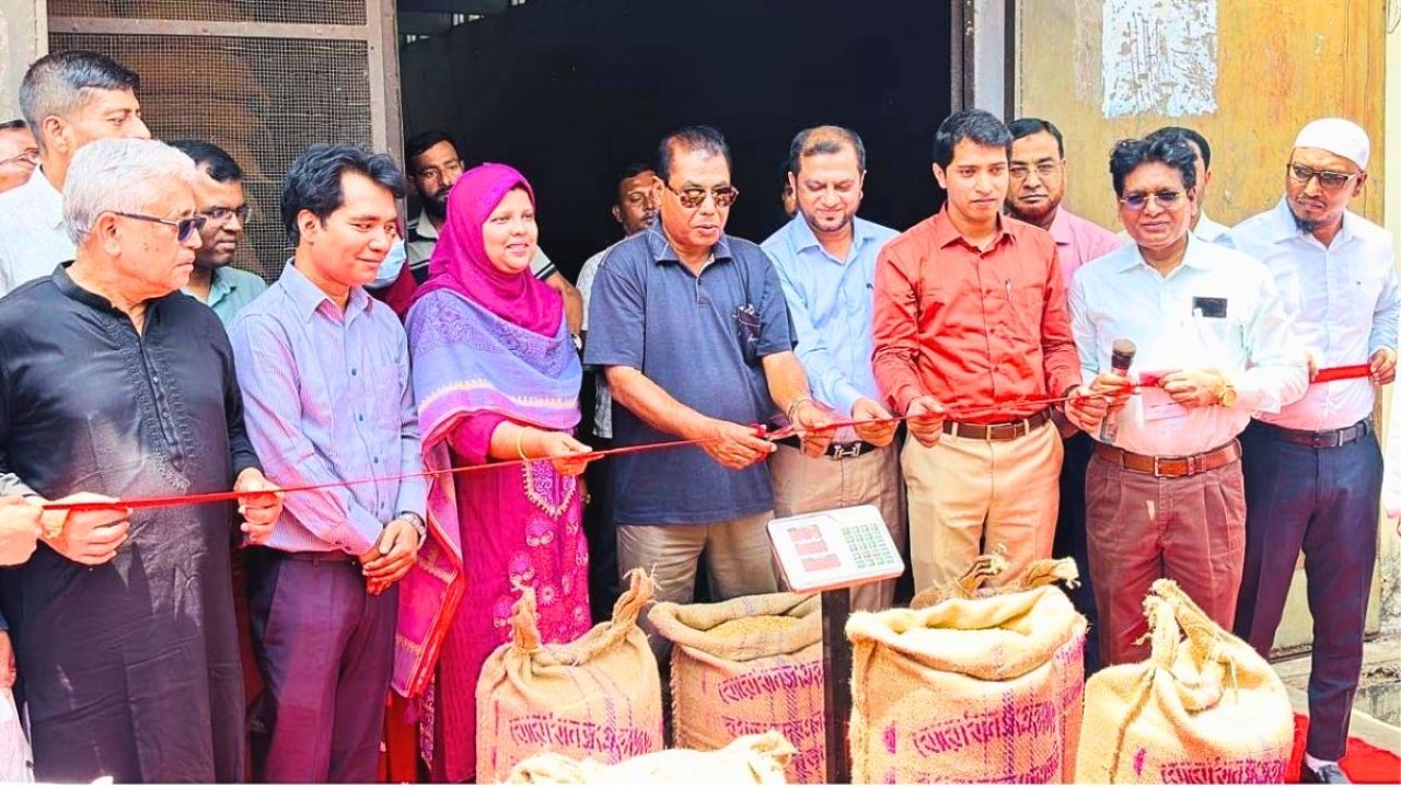 বগুড়ায় বোরো ধান-চাল সংগ্রহ শুরু