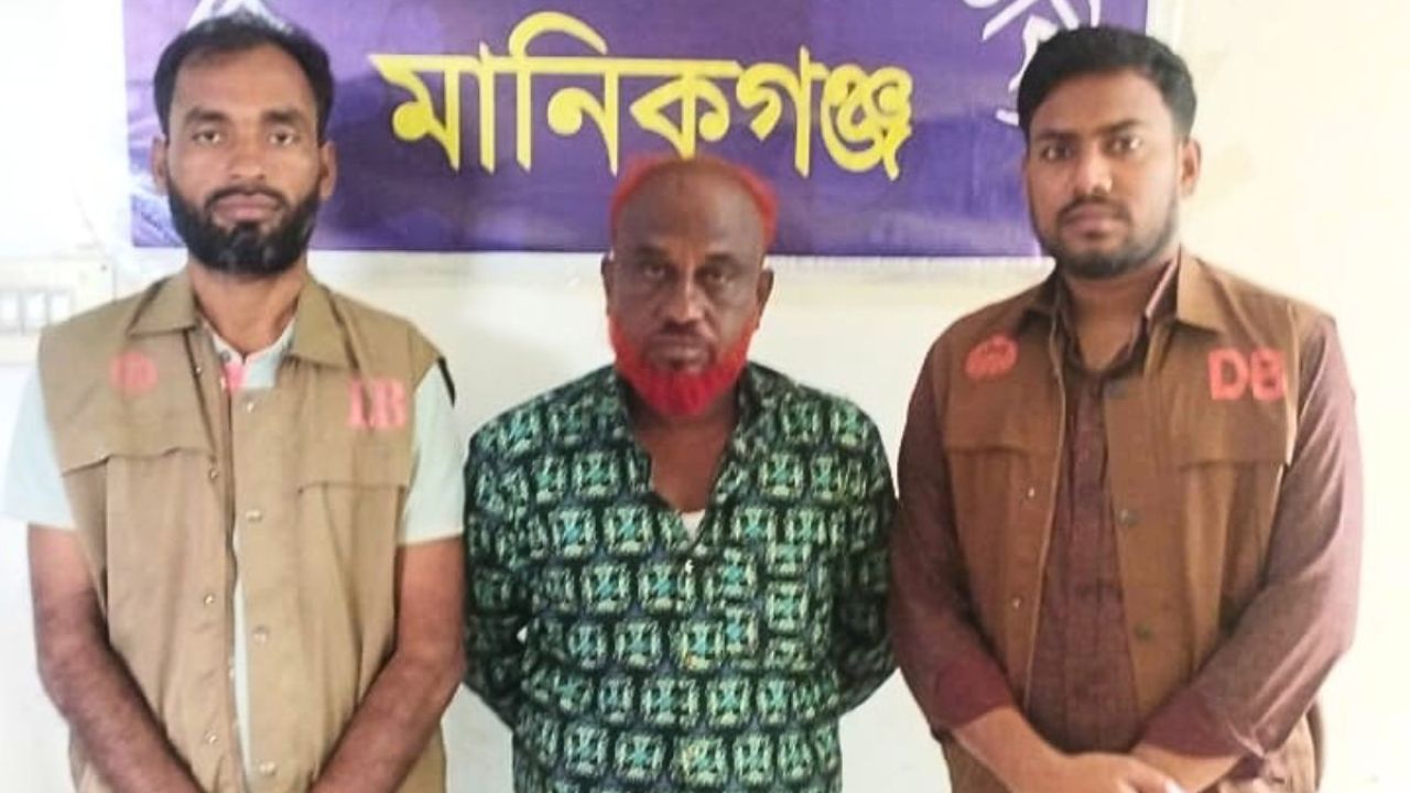 সিংগাইরে ৫ বছরের শিশুকে ধর্ষণের অভিযোগ, সৎ বাবা গ্রেপ্তার