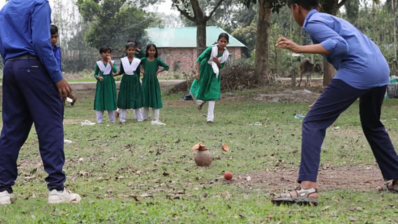 ক্লাসের পাশাপাশি খেলতেও হবে, আসছে নতুন নিয়ম 