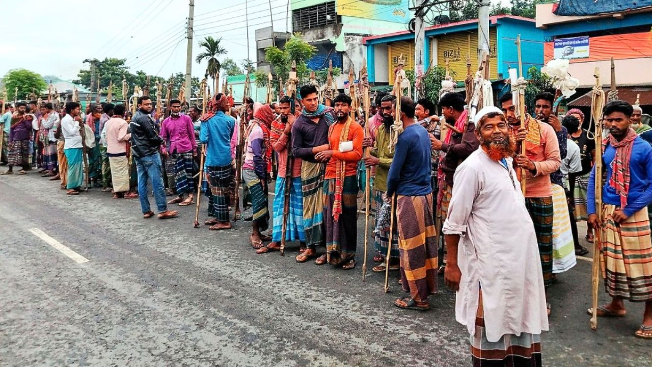 শেরপুরে জমে উঠেছে মৌসুমি কৃষি শ্রমিকের হাট