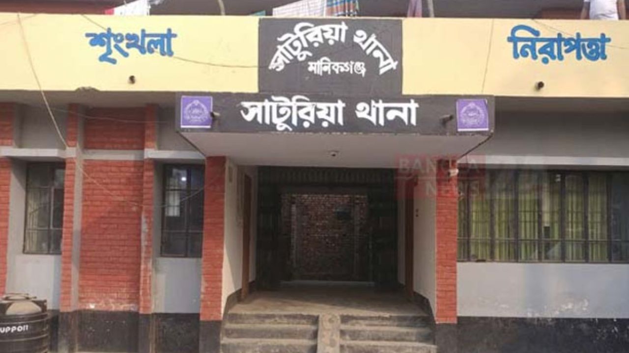 সাটুরিয়ায় বাবার বাড়িতে গৃহবধূর ঝুলন্ত লাশ