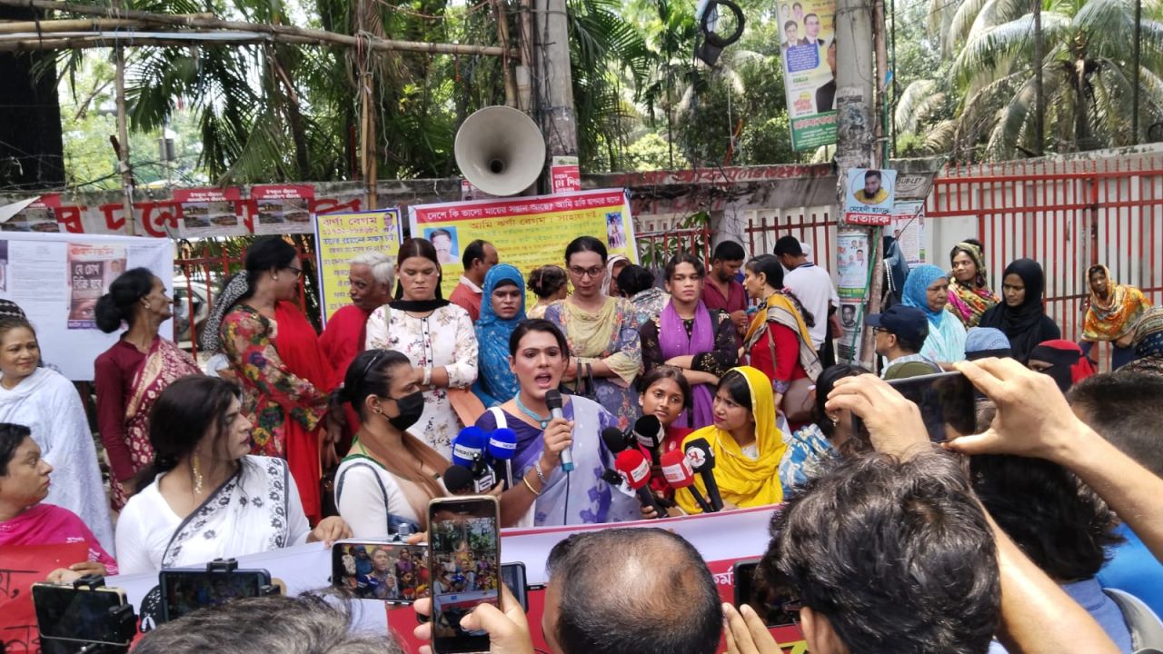 শ্রম অধিকার ও মর্যাদার দাবিতে সোচ্চার প্রান্তিক জনগোষ্ঠী