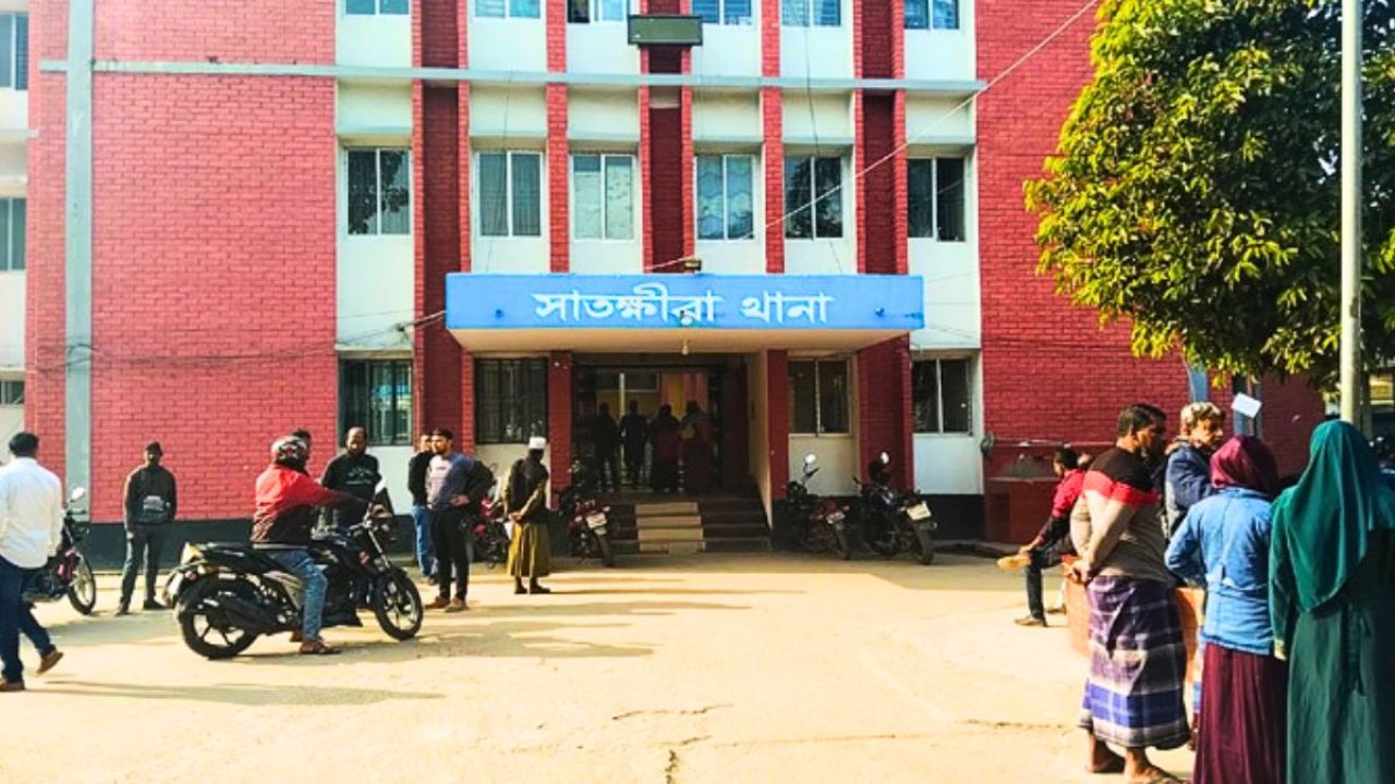 যুবককে কুপিয়ে হত্যার পর মৎস্য ঘেরে ফেলে দিল দুর্বৃত্তরা