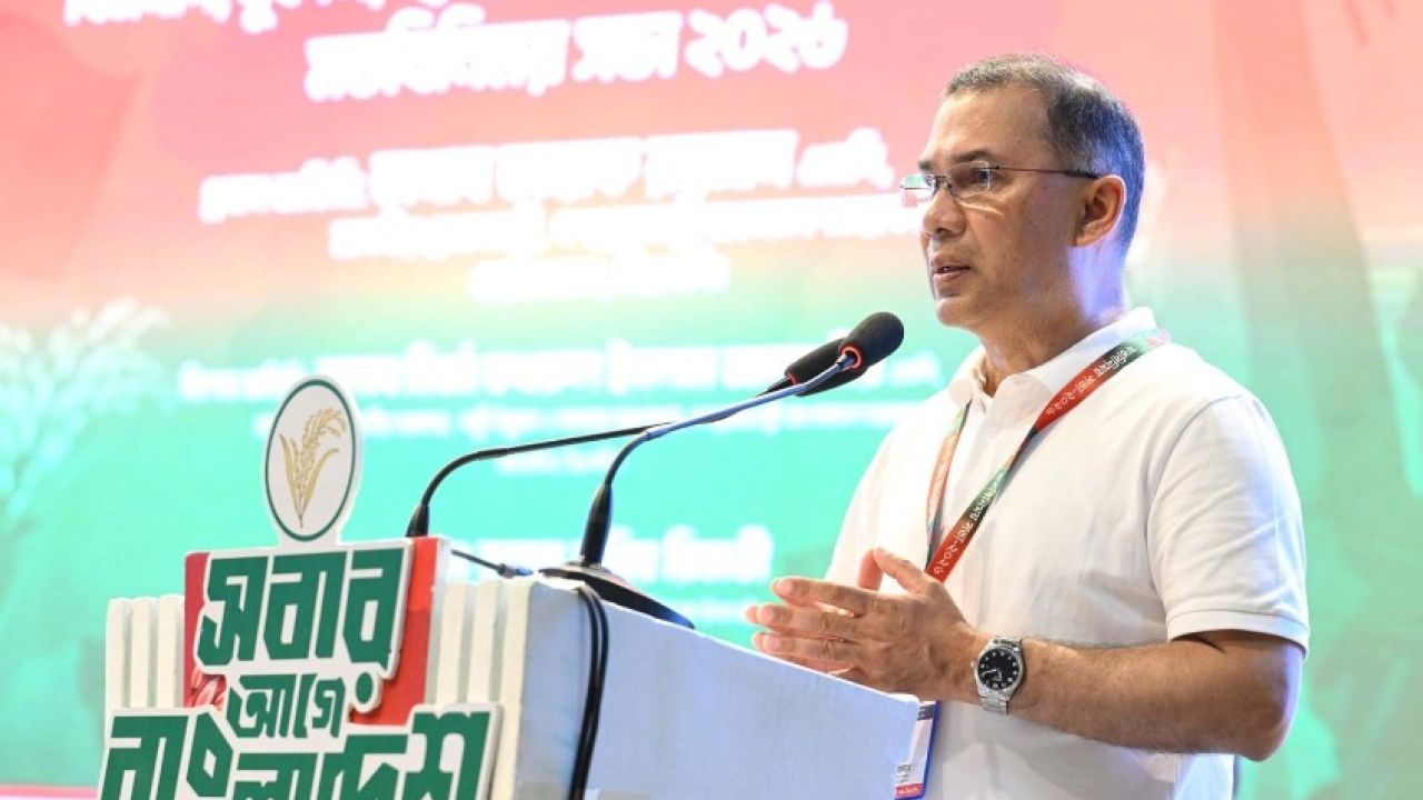 ইশতেহার বাস্তবায়নে ‘নতুন যুদ্ধের’ ডাক প্রধানমন্ত্রীর