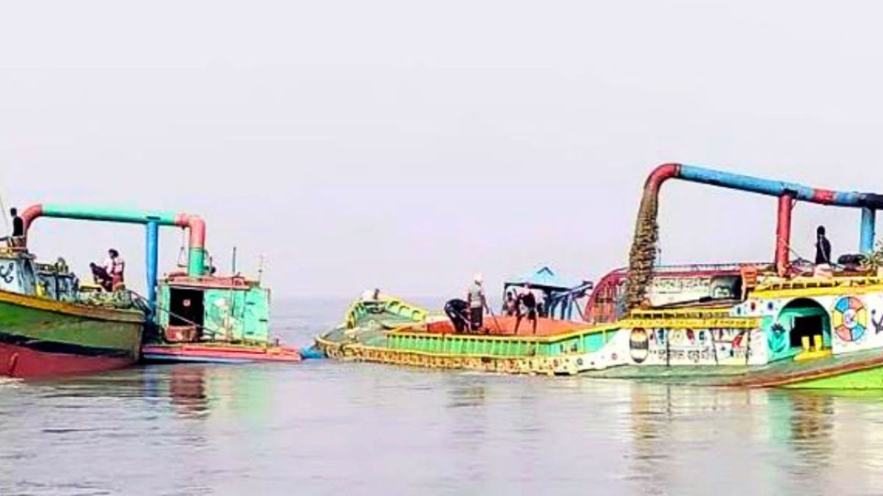 বালুর টাকা ভাগাভাগি নিয়ে খুন, তবু যমুনায় থামছে না অবৈধ ড্রেজার