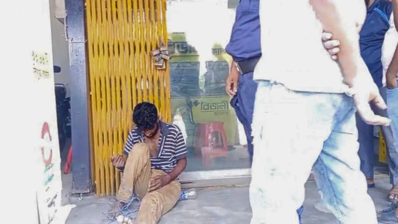 ফরিদপুরে ‘রক্তভর্তি সিরিঞ্জ’ ঠেকিয়ে ছিনতাই, ‘তুফান’ গ্রেপ্তার