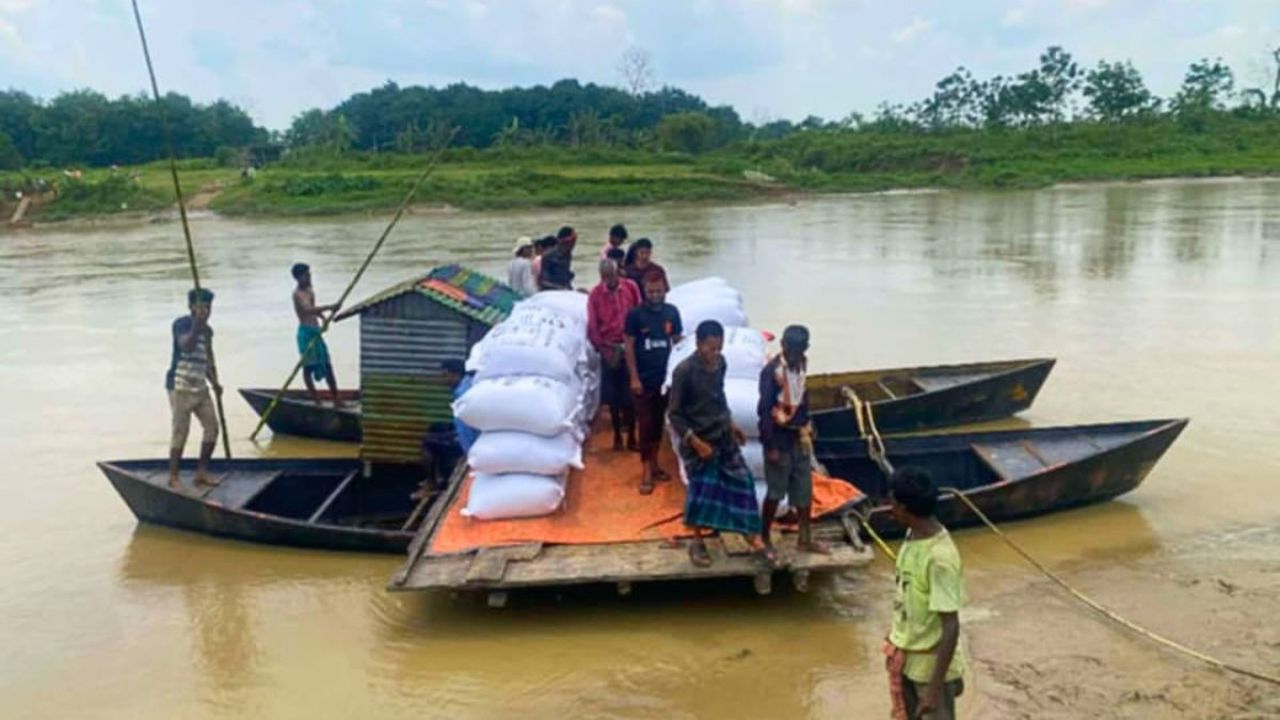  খোয়াই নদীতে নেই সেতু, দুর্ভোগে হাজারো মানুষ