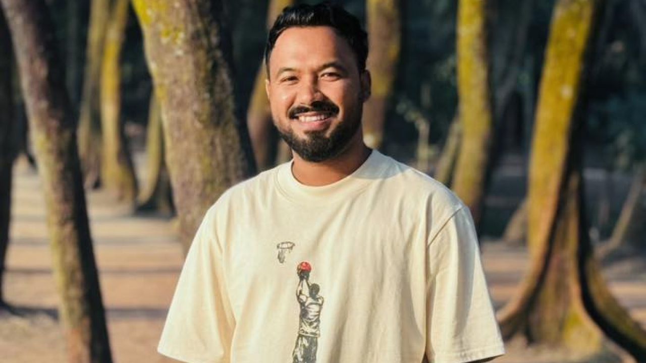 নতুন পরিচয়ে আসছেন পলাশ
