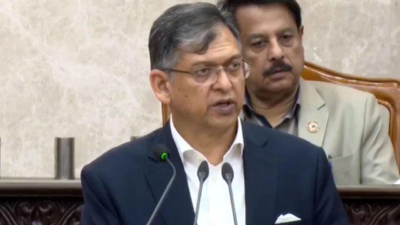 পুলিশ বাহিনীতে চেইন অব কমান্ড ভাঙলে কঠোর ব্যবস্থা: স্বরাষ্ট্রমন্ত্রী