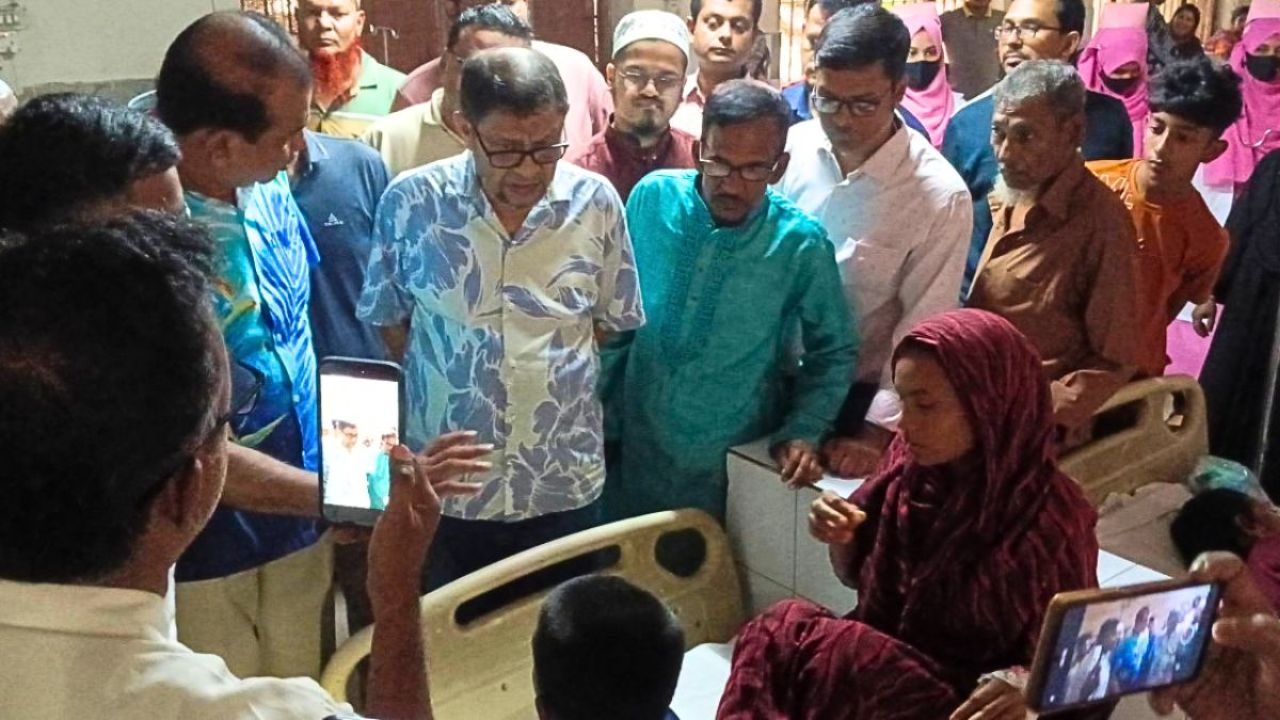 দেশের সকল ৫০ শয্যা হাসপাতাল ১০০ শয্যা হবে : স্বাস্থ্যমন্ত্রী