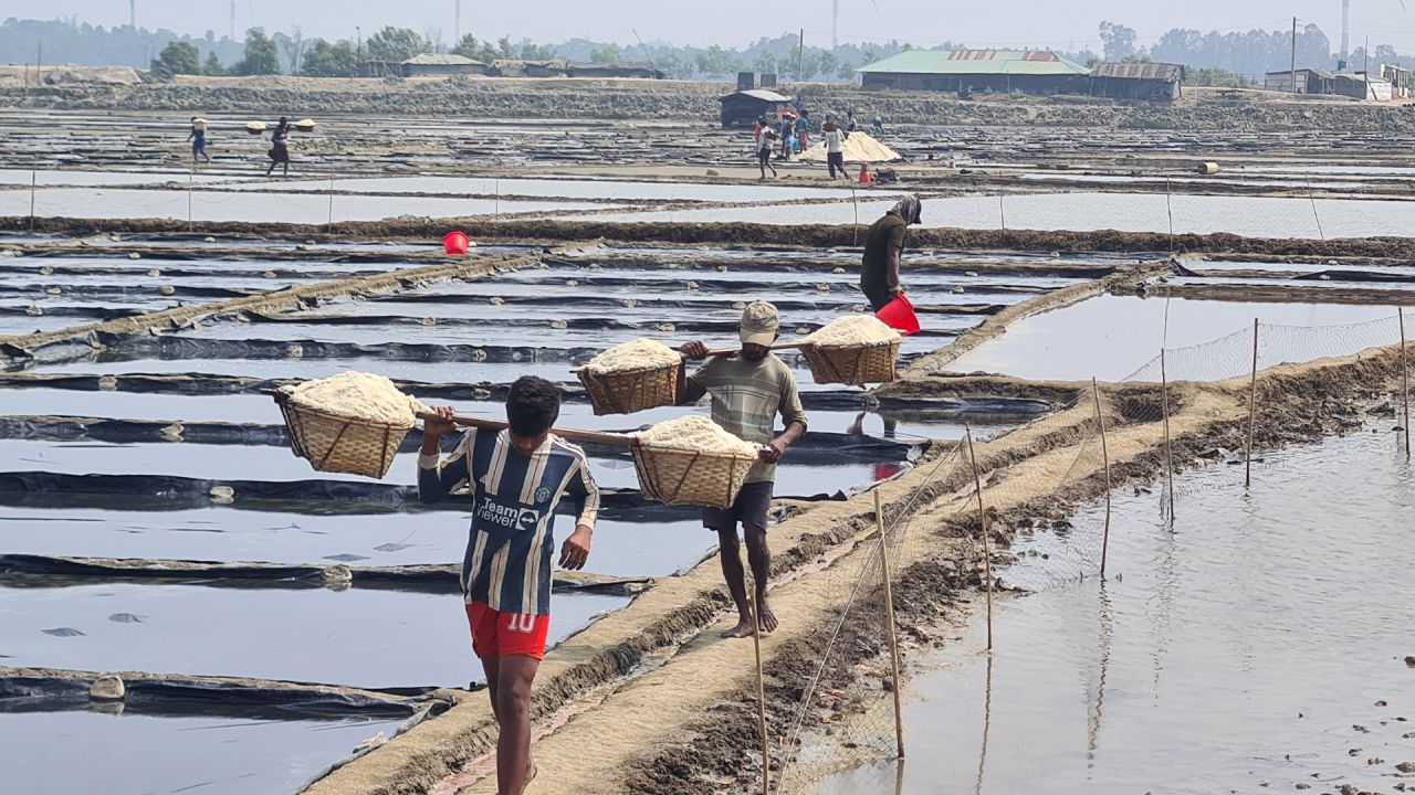 লবণের ন্যায্য মূল্য নিশ্চিতের আশ্বাস স্বরাষ্ট্রমন্ত্রীর