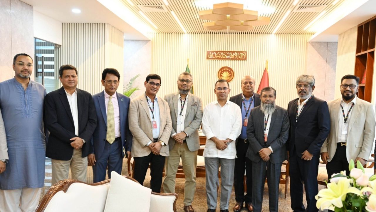 ভিন্নমতের ঊর্ধ্বে দেশের স্বার্থে কাজ করার আহ্বান প্রধানমন্ত্রীর
