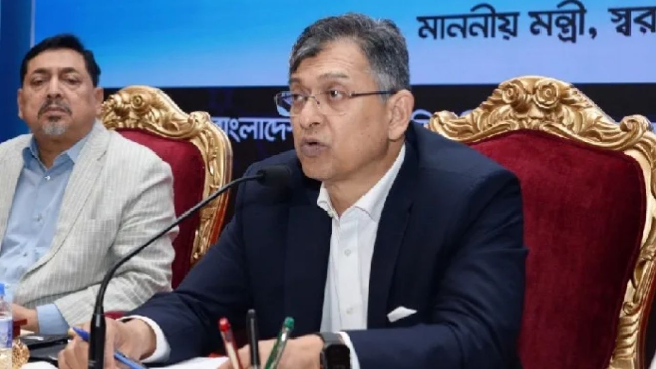 জনবান্ধব পুলিশ বাহিনী গড়তে বদ্ধপরিকর সরকার: স্বরাষ্ট্রমন্ত্রী